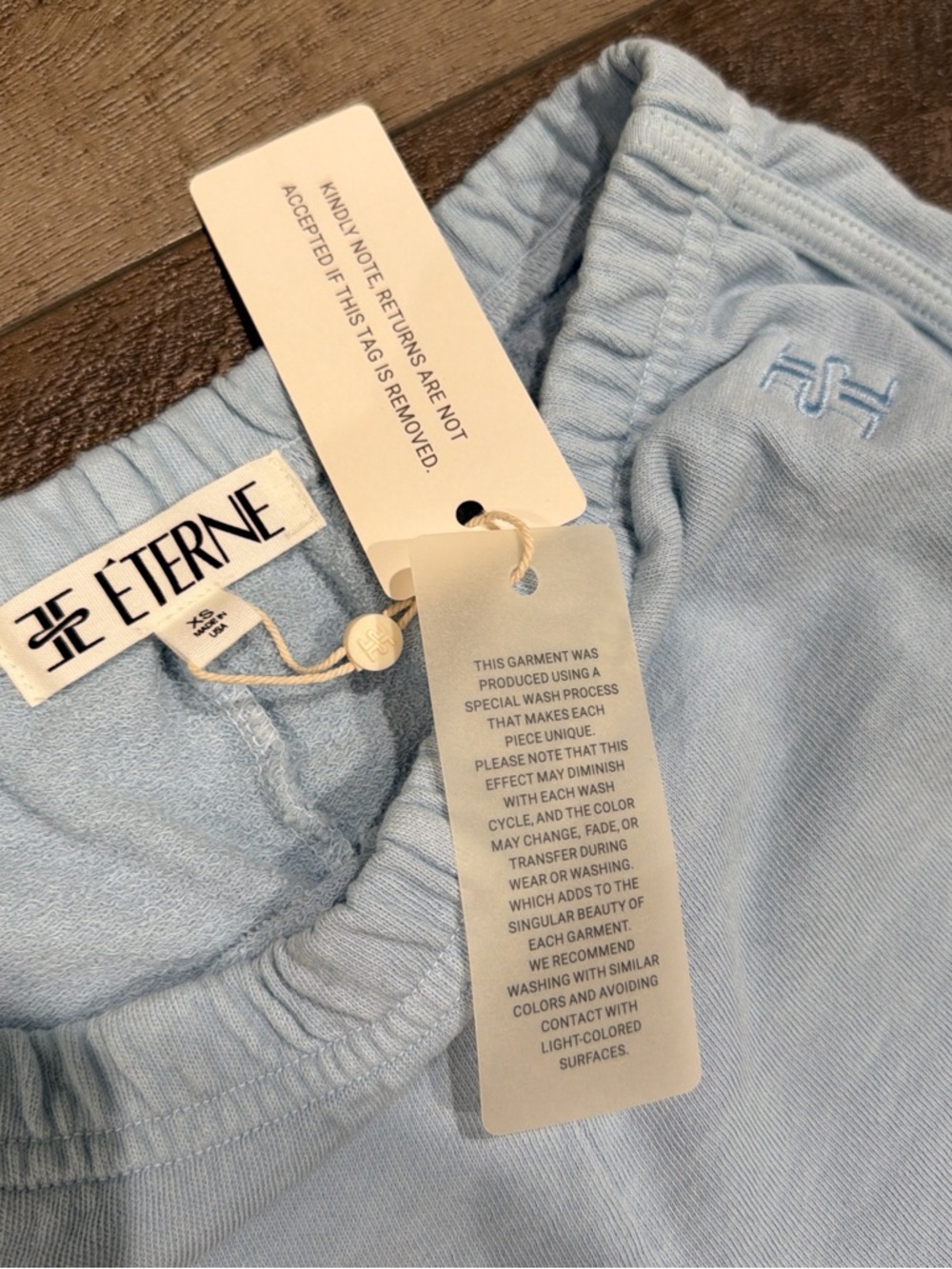 Eterne short sleeve sweatshirt and shorts set in blue NWT - Picture 3 of 4